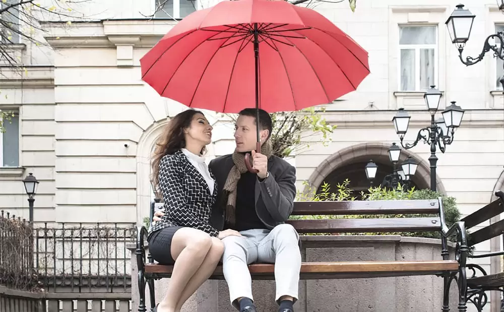 Large umbrella - big enough for 2 - 16 ribs red